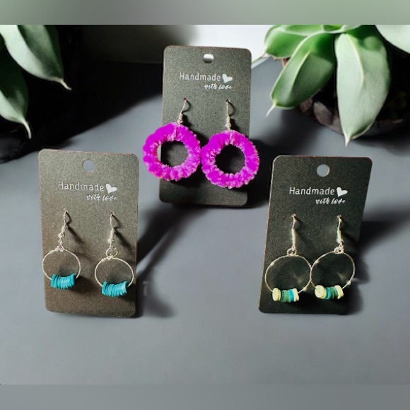 Jewelry - Hoop earrings